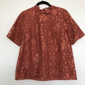 Lace Overlay Short Sleeve Blouse